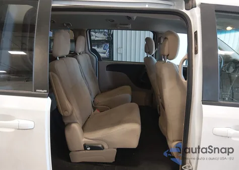 2014 Dodge Grand Caravan Sxt z USA, uszkodzony, nr VIN 2C4RDGCG2ER202249